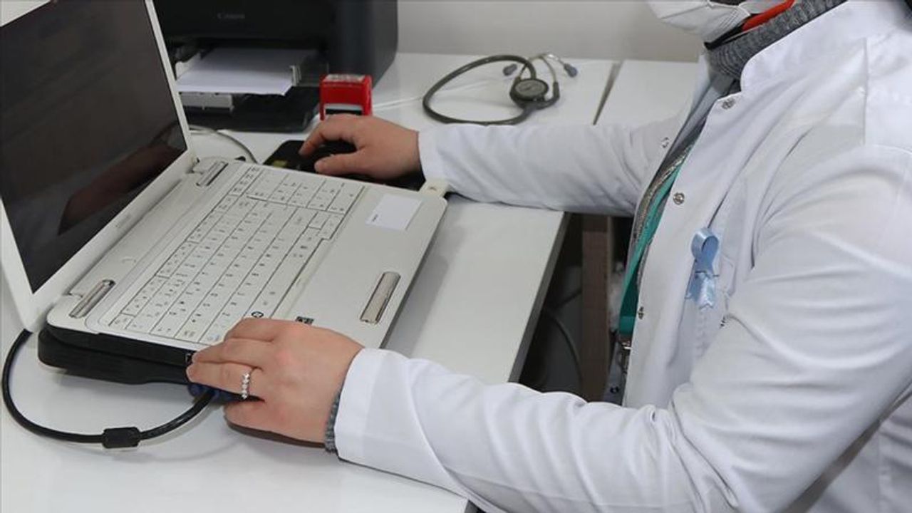 Bakan Memişoğlu: Aile hekimliklerinde randevulu sistem ve sigara bırakma birimleri başlıyor!