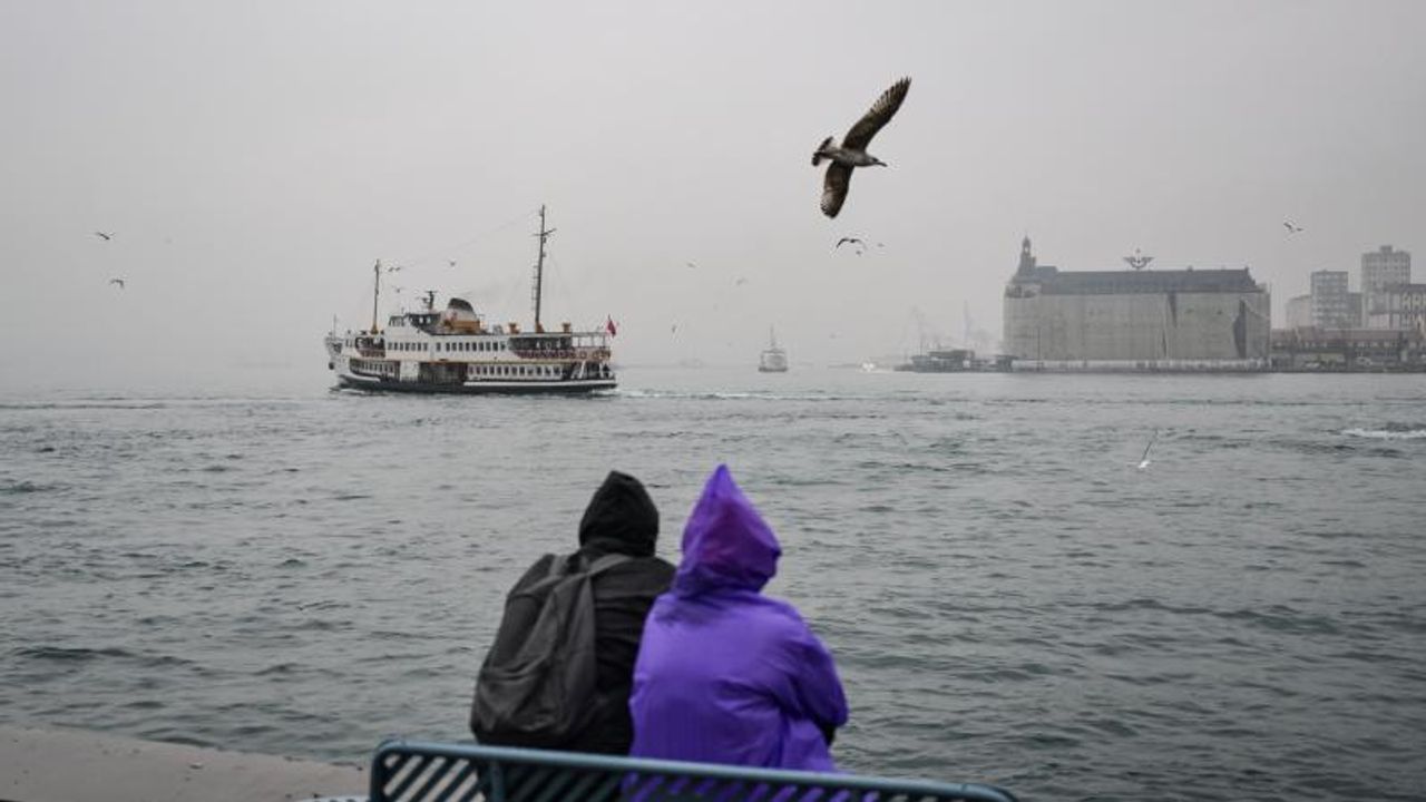 İstanbul ve çevre iller için kuvvetli sağanak uyarısı