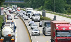 Ağır taşıtlara trafikte kısıtlama: 2 gün yola çıkamayacaklar