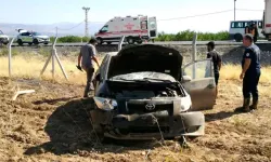 Malatya’da Otomobil Devrildi: Emniyet Müdür Yardımcısı ve Ailesi Yaralandı