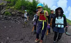 102 Yaşındaki Japon Dağcı Fuji Dağı’nda Rekor Kırdı