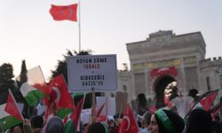 “Gazze’ye Umut Işığı Ol” Sloganı ile İstanbul’da İsrail’e Protesto Yürüyüşü