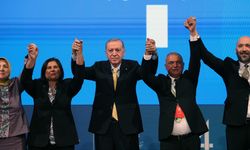 AK Parti’ye 9 belediye başkanı katıldı