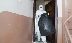 Eskişehir’de Evden 550 Kilo Plastik Şişe ve Atık Çıkarıldı
