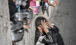 Gazze'yi Kıtlığa Sürükleyen İsrail, Güney Sudan’a "İnsani Yardım" Açıklaması Yaptı
