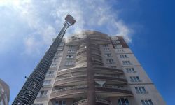 Kayseri’de 14 Katlı Apartmanda Yangın: Mahsur Kalanlar Kurtarılıyor
