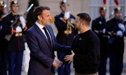 Macron ve Zelenski Alaska Zirvesi Sonrası Buluşacak