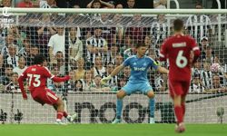 Liverpool, 10 Kişiyle Newcastle’ı 90+10’da Devirdi!