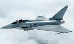 Almanya, Eurofighter Typhoon uçakları için 90 adet Litening 5 hedefleme podu siparişi verdi.