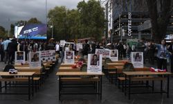 AK Parti’den Gazzeli Çocuklar İçin “Boş Sıralar” Etkinliği