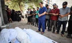 Katil İsrail’in Gazze Saldırılarında Can Kaybı 65 Bin 382’ye Yükseldi