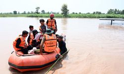 Pakistan’ın Pencap Eyaletinde Sel: 122 Bin Kişi Tahliye Edildi