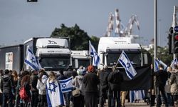 Aşırı Sağcı İsrailliler, Gazze’ye Giden Yardım Tırlarını Engellemeye Çalıştı