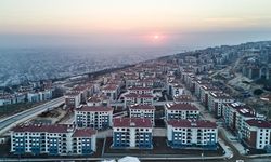 Deprem bölgesinde 45 bin 342 yeni bağımsız bölüm teslim ediliyor: 350 bininci yuvaya tören hazırlığı