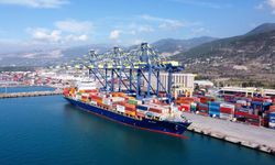 Türkiye'nin komşulara ihracatı 11 ayda 25,3 milyar dolara ulaştı