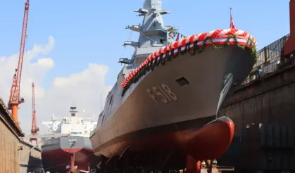 TCG İçel fırkateyni denize indirildi