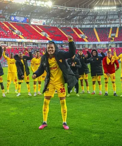 Göztepe Zirve Yarışında Avantajı Kaptı