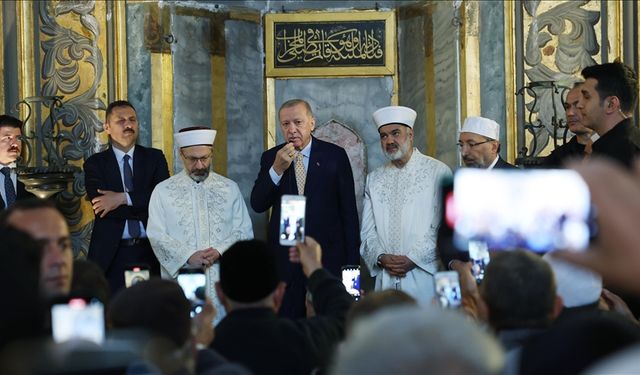 Cumhurbaşkanı Erdoğan, Ayasofya'nın ibadete açılışının 5. yıl dönümüne özel paylaşımda bulundu.