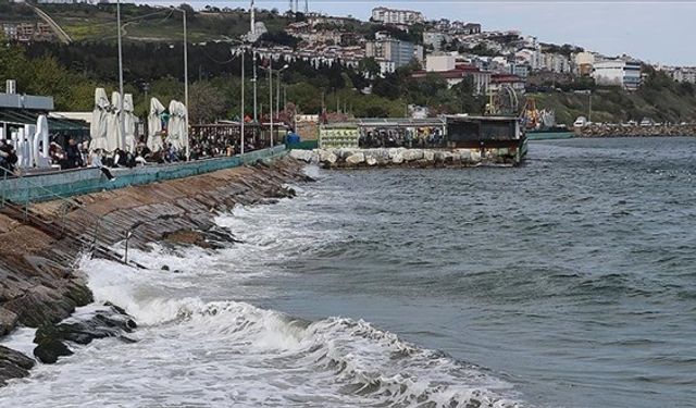Tekirdağ'da Denize Girmek 2 Gün Yasaklandı