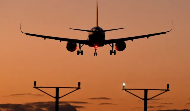 Türk hava sahasında günlük uçuş ve transit geçiş rekoru kırıldı