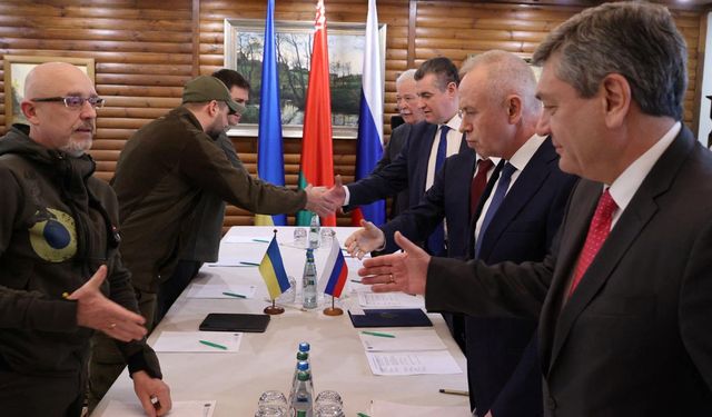 Kremlin: Rusya-Ukrayna Müzakereleri Yükseltilirse İstanbul Formatı Devam Etmeli