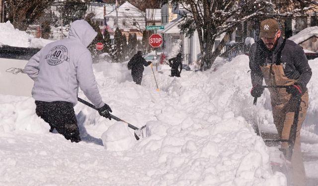 ABD’nin Kuzeydoğusunda Kar Fırtınası: 96 Santimetre Kar Yağdı  Haber Metni: