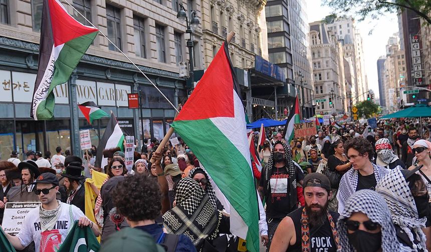 California Üniversitesi’ne Antisemitizm İddiaları Nedeniyle Federal Fon Kesintisi